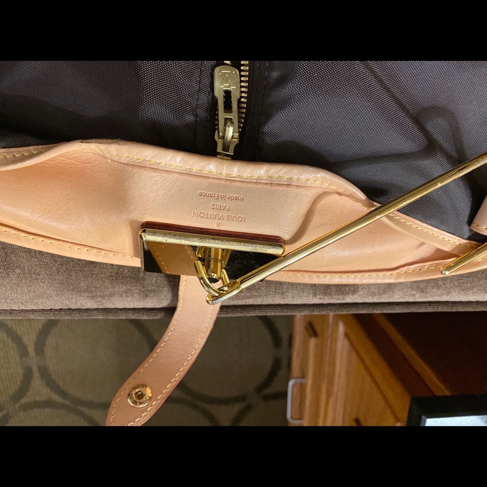 Louis Vuitton Monogram Garment Bag - Picture 2 of 7